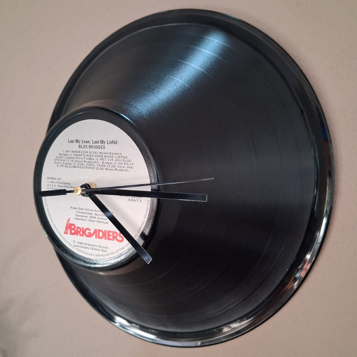Bespoke Upcycled LP Concentric Shaped Clock - Bles Bridges